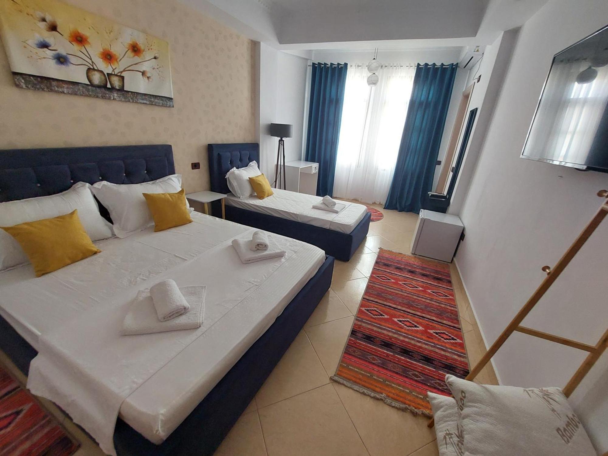 Godard Apartments Vlorë Εξωτερικό φωτογραφία