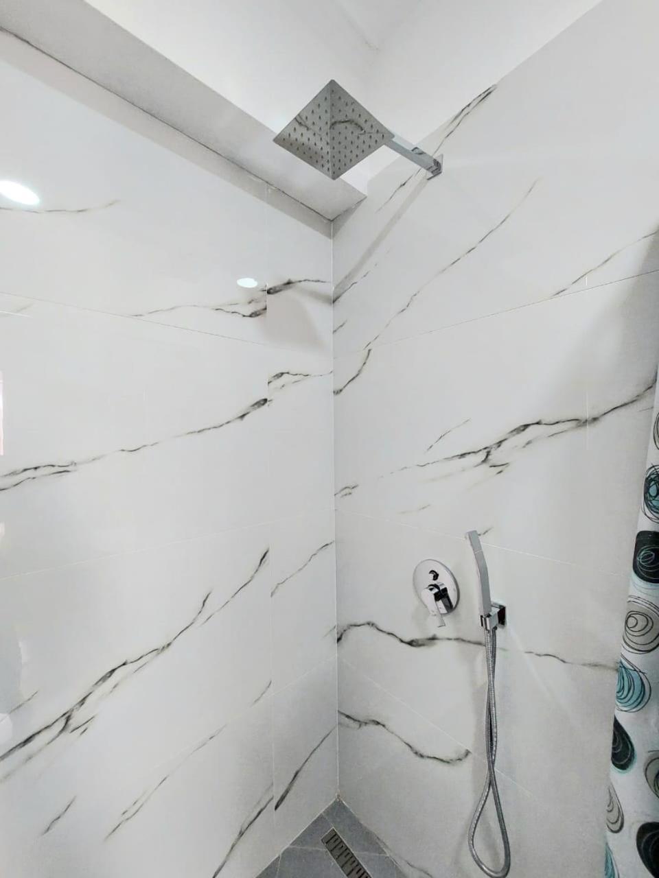 Godard Apartments Vlorë Εξωτερικό φωτογραφία