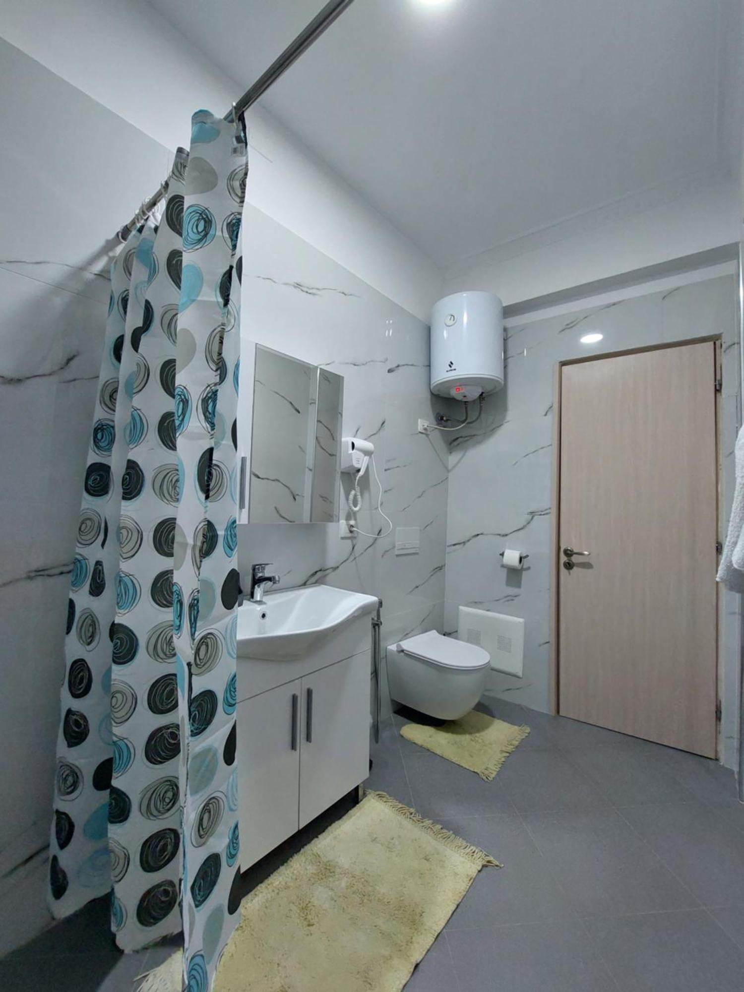 Godard Apartments Vlorë Εξωτερικό φωτογραφία