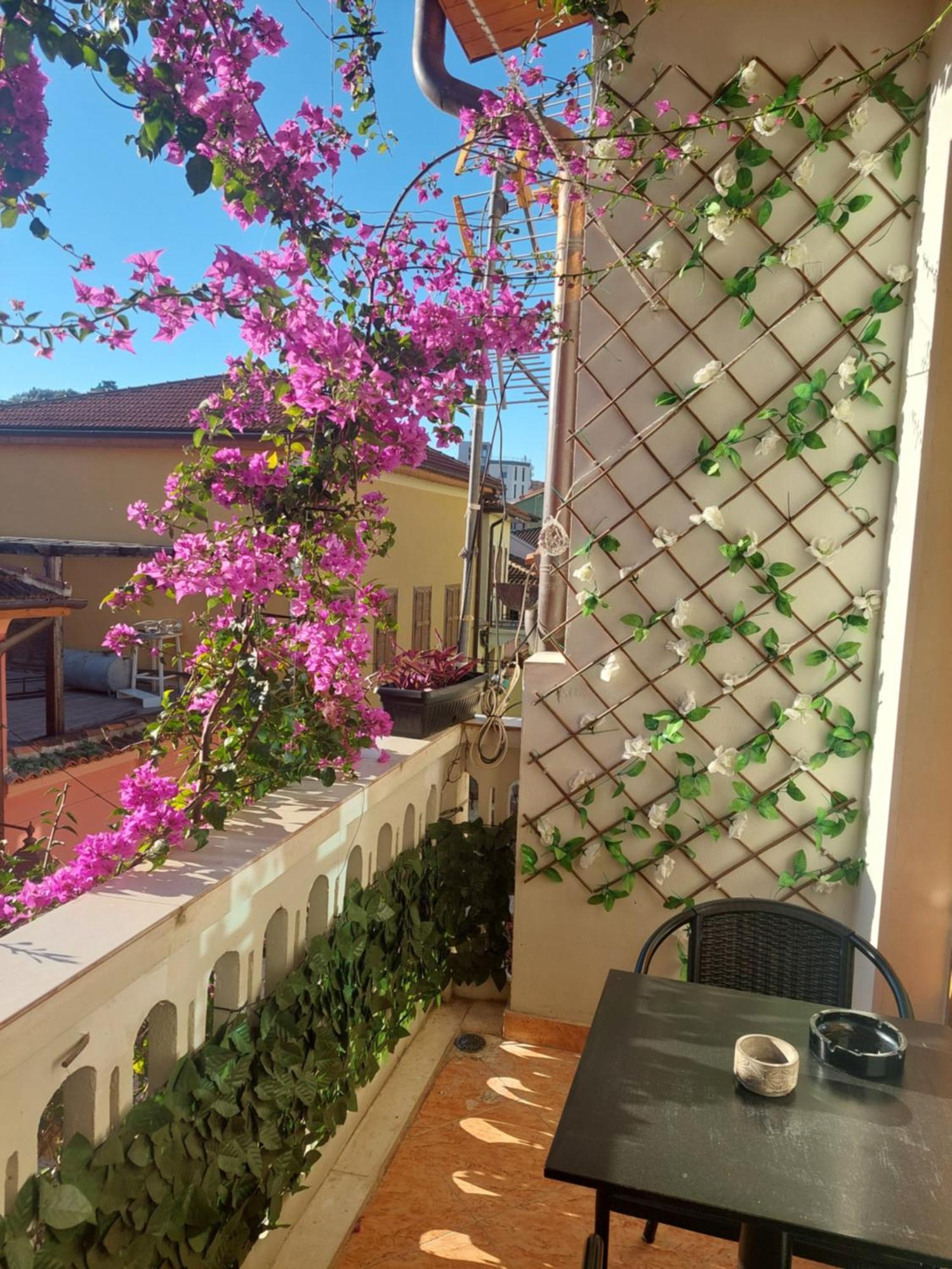 Godard Apartments Vlorë Εξωτερικό φωτογραφία